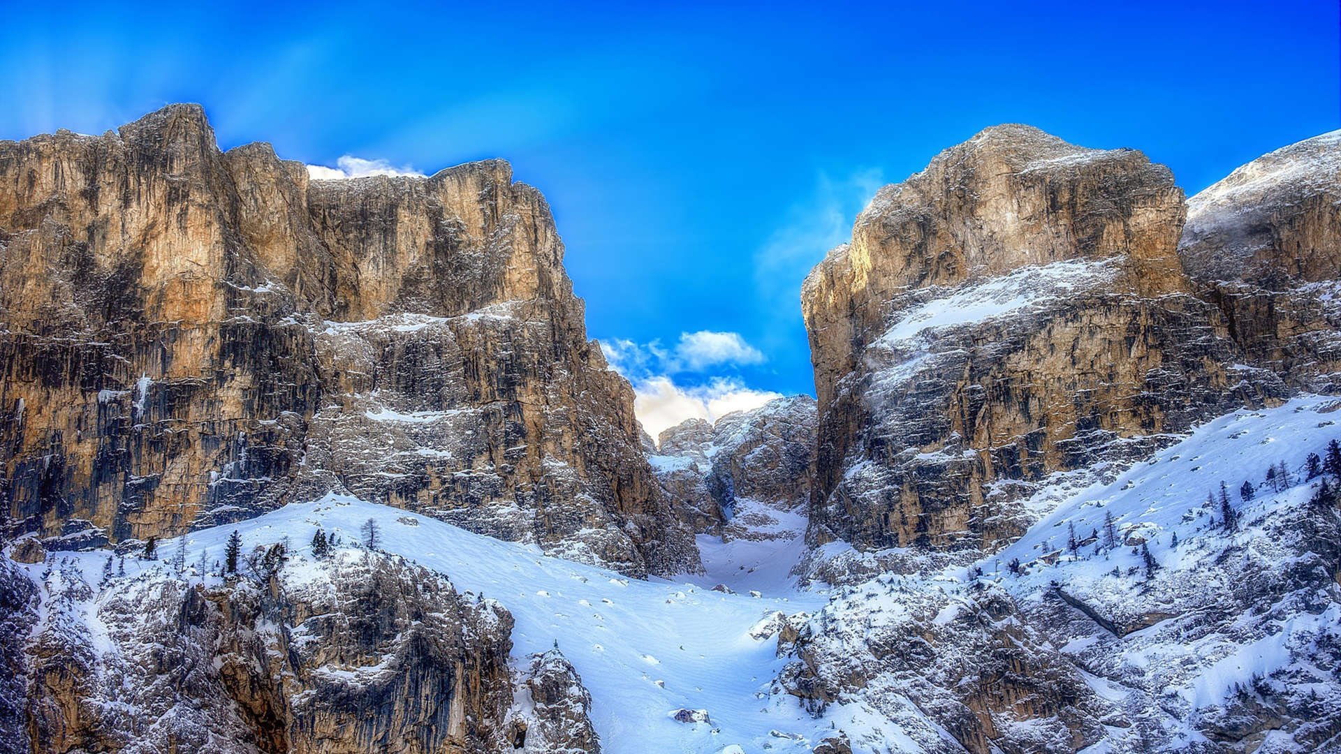 镁光灯下的逆行,周冠宇点燃围场,法拉利力克哈斯的战术交响