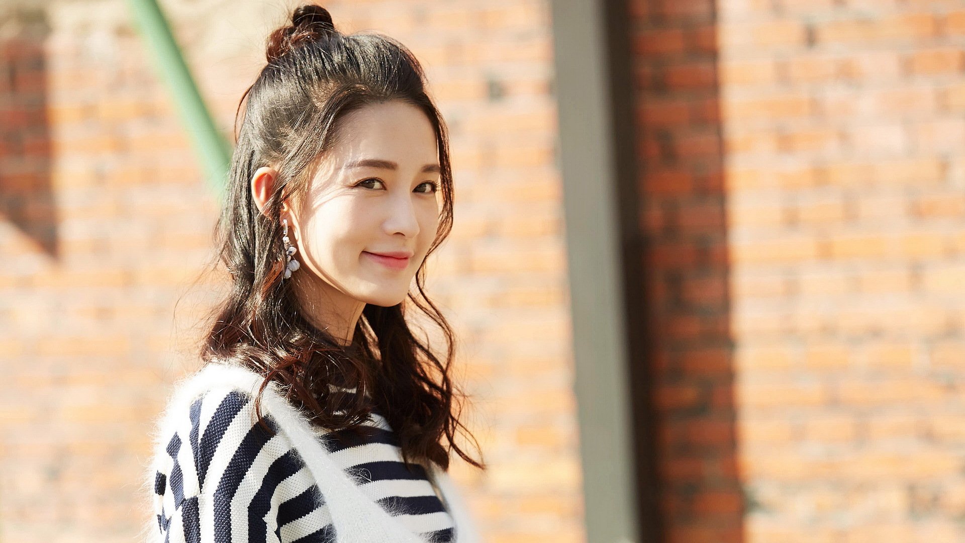 跨越时空的逆转弧线,当葡萄牙的绿茵映照樊振东的球台