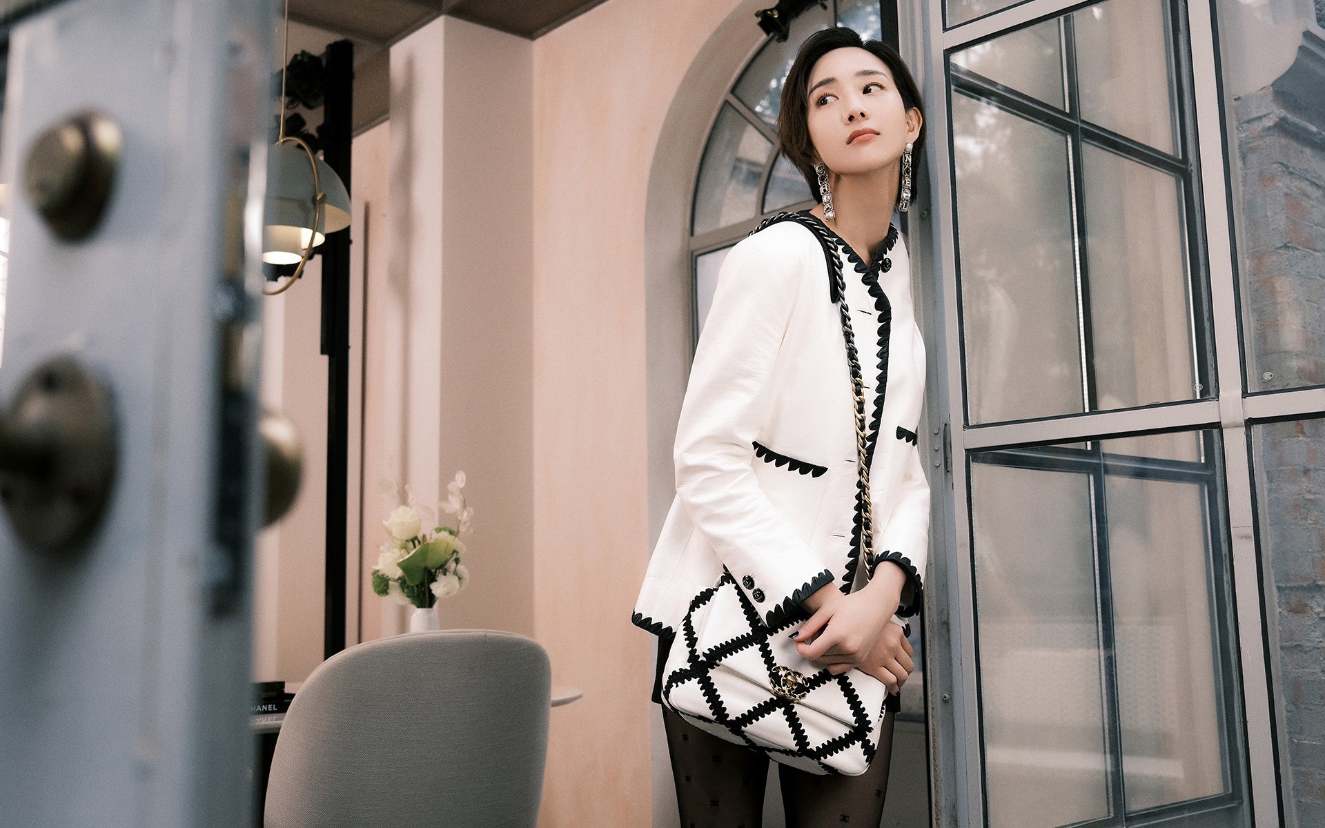 双面叙事，曼城险胜的意志角力与格列兹曼刷新的历史温度