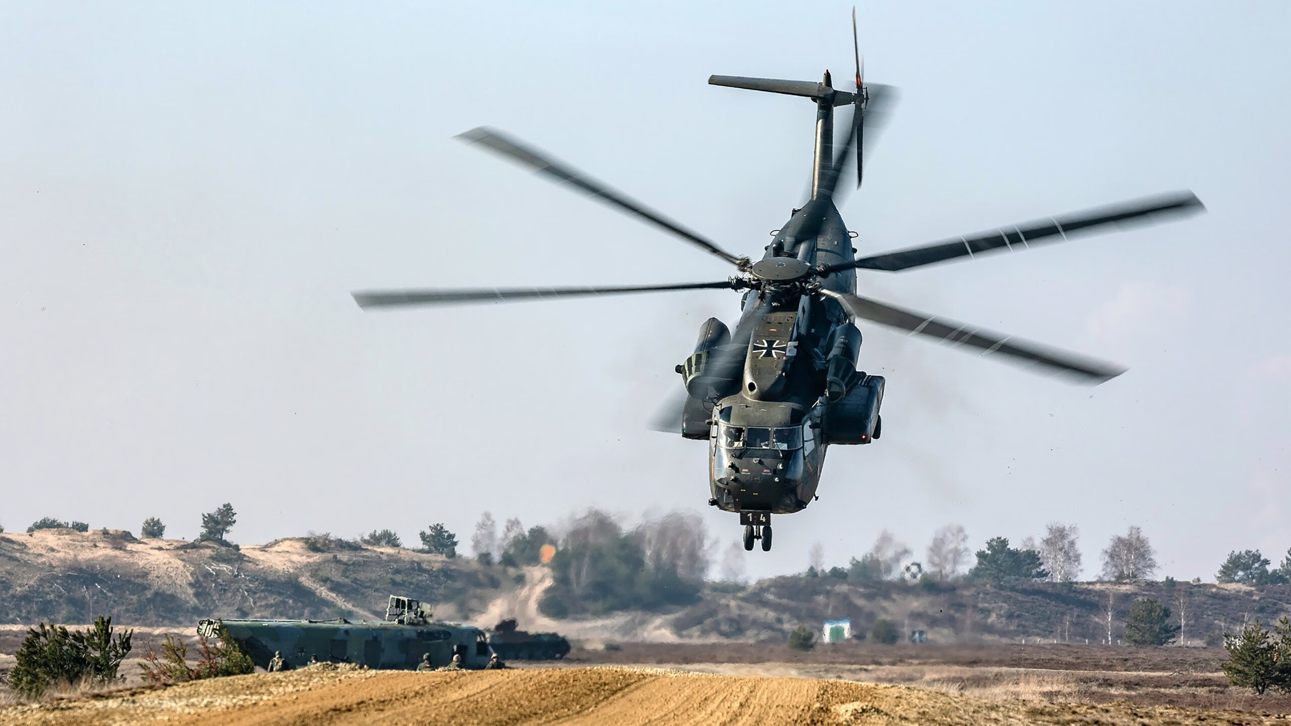 斩落的不是城池,是幻象,当商业足球的收割机遭遇绿茵场的永恒月光
