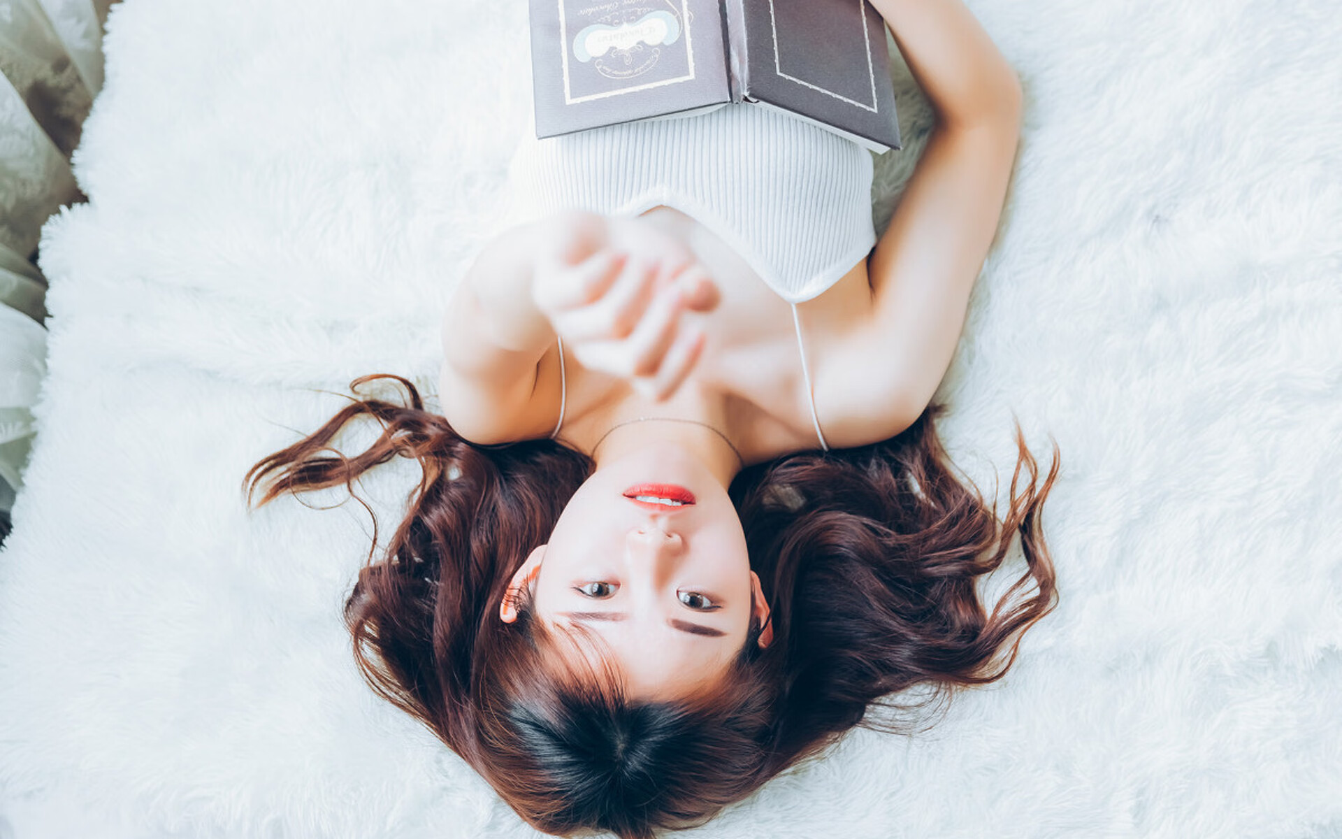 北非火焰焚尽银河战舰,阿克在伪国家德比中加冕王冠