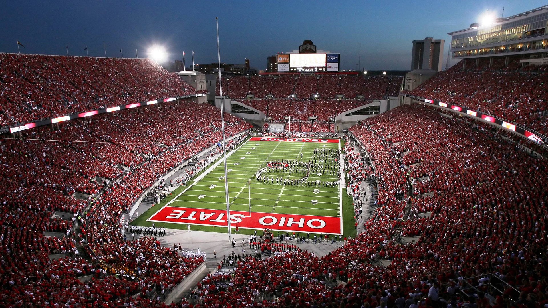 赛道上的国家较量，中国车队在加拿大GP以战略完胜，努涅斯用绝杀接管年度争冠